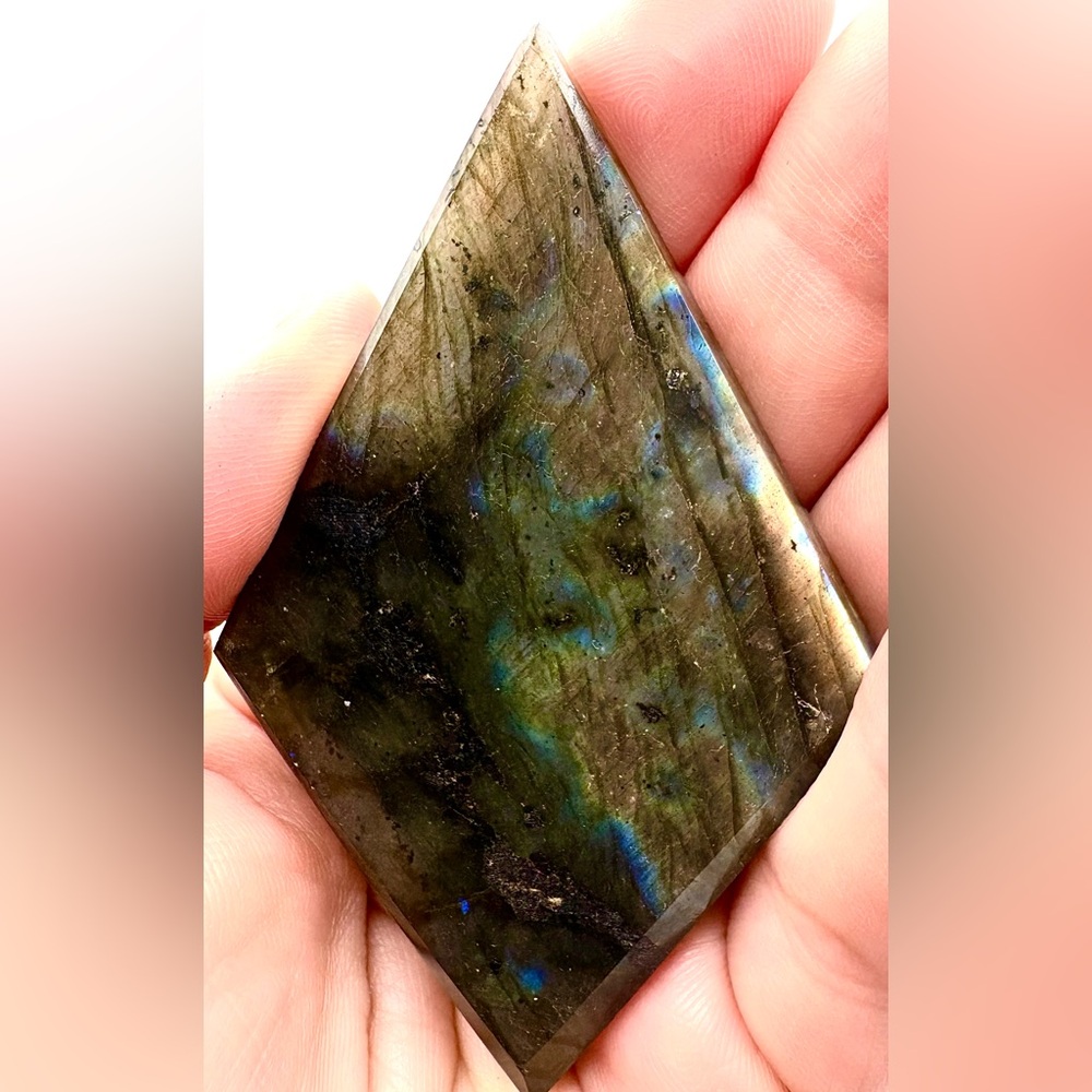 Labradorite Crystal Diamond Carving Palm Stone 3.5”